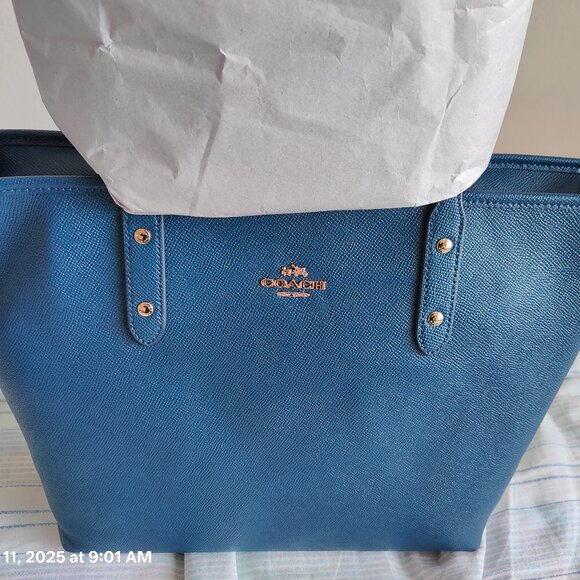 Brand new coach leather zip tote - Picture 1 of 7